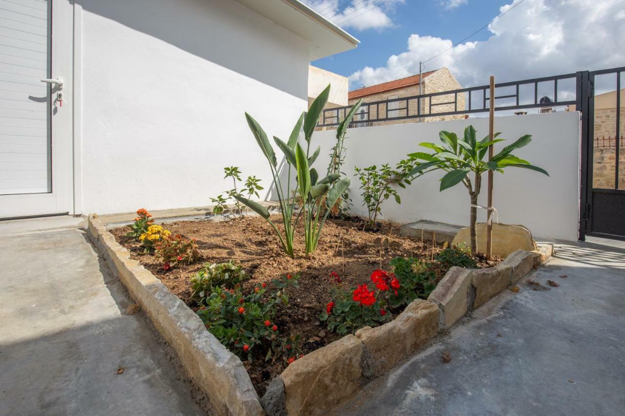 Sívas Iliopetra Houseヴィラ エクステリア 写真